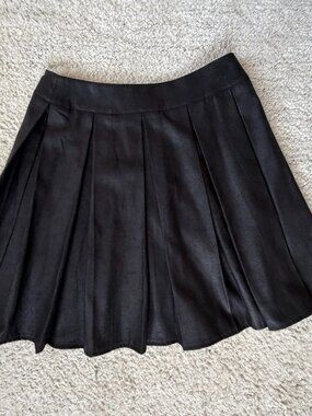 Saks Black Pleated Skirt